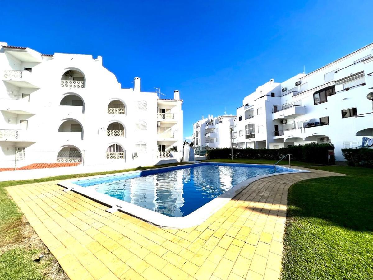 Albufeira Downtown With Pool By Homing Apartment Luaran gambar